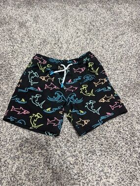 #1521 Members Mark Resort Swim Trunk Sharks Multicolor Built In Liner Boy S(4/5)